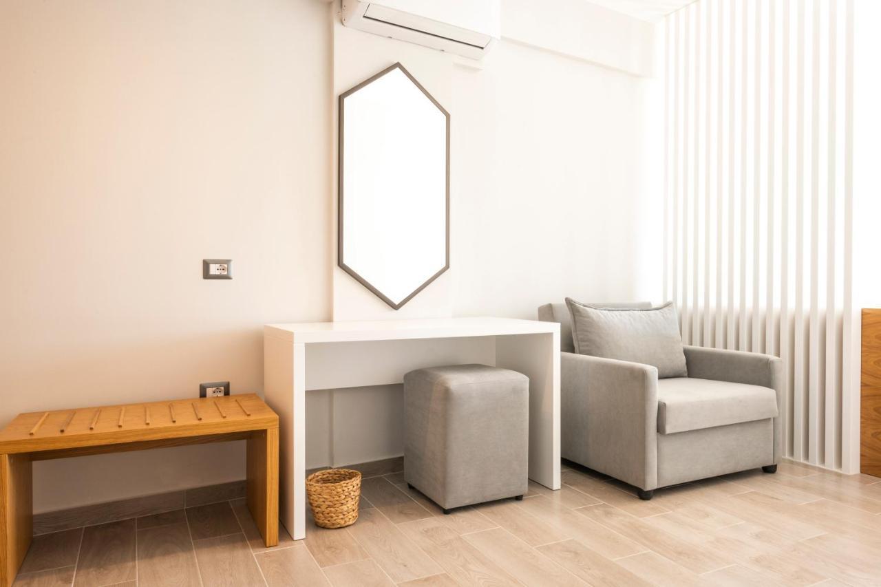 Sonar En El Mar Bed & Breakfast Himare Exterior foto